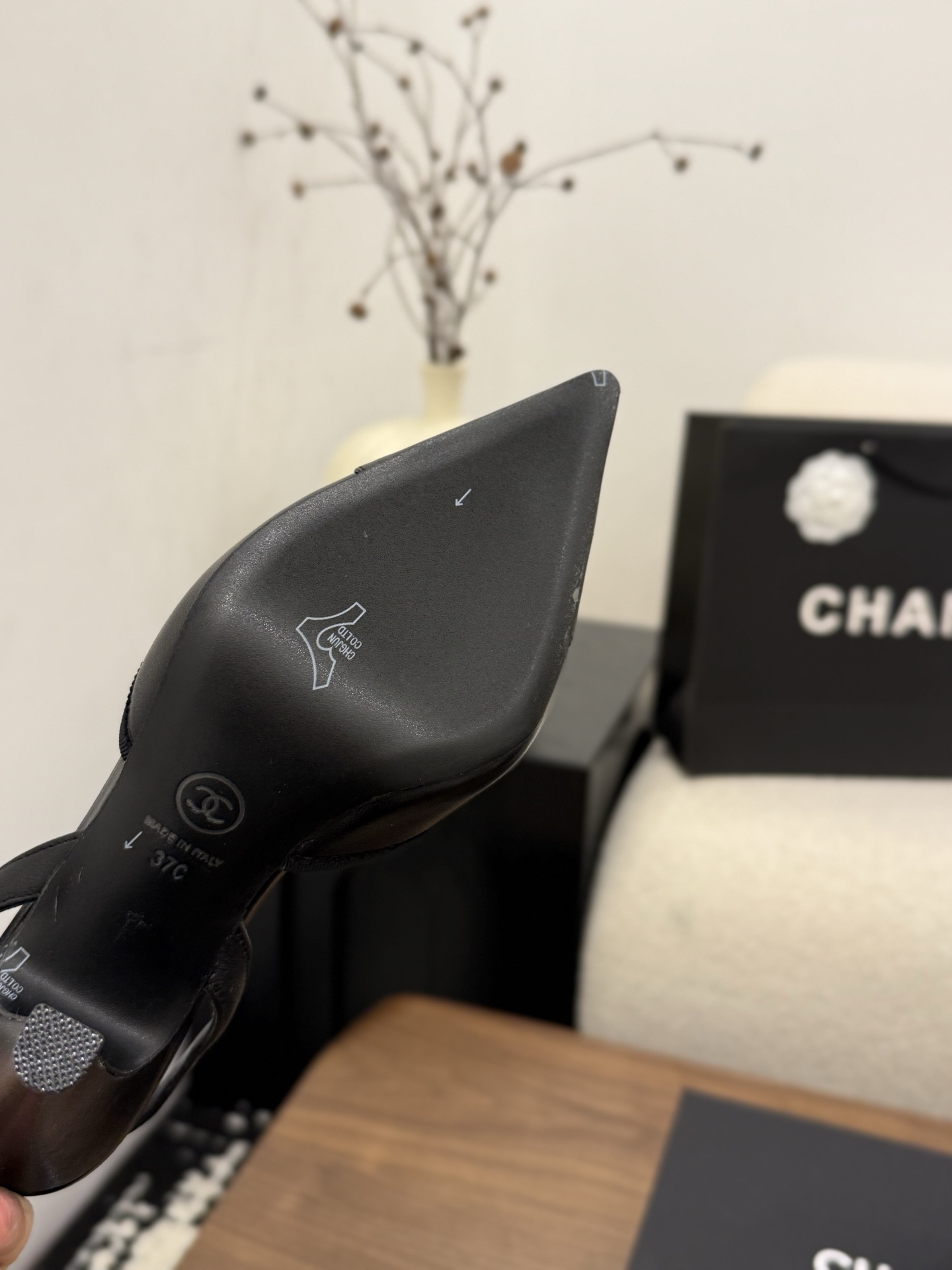 Women's high heels